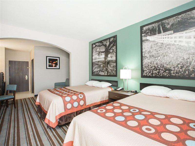 Super 8 By Wyndham Port Arthur/Nederland Area Esterno foto