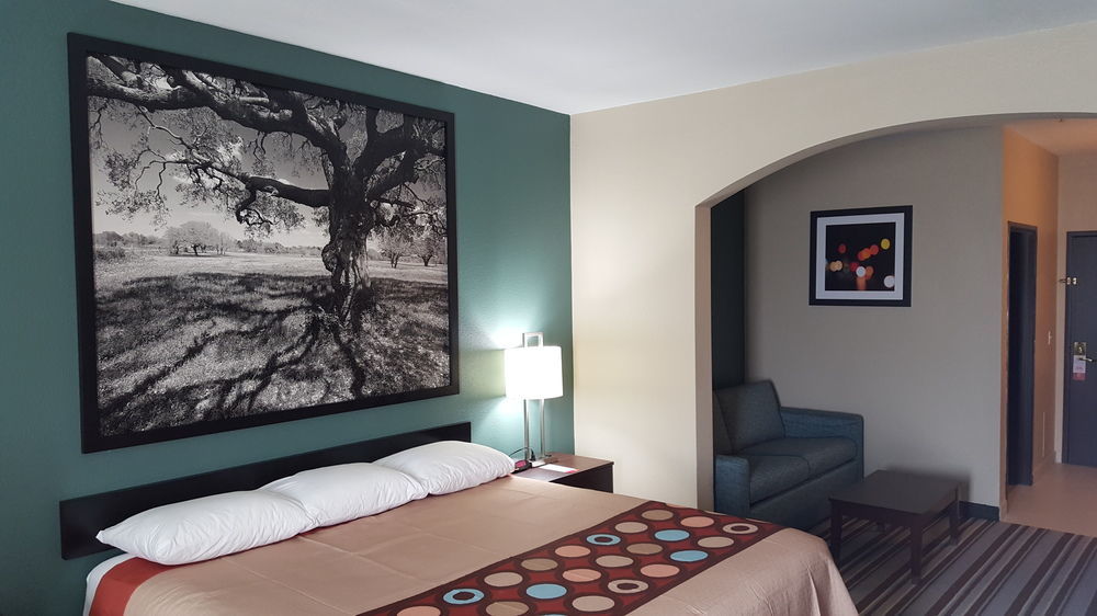 Super 8 By Wyndham Port Arthur/Nederland Area Esterno foto